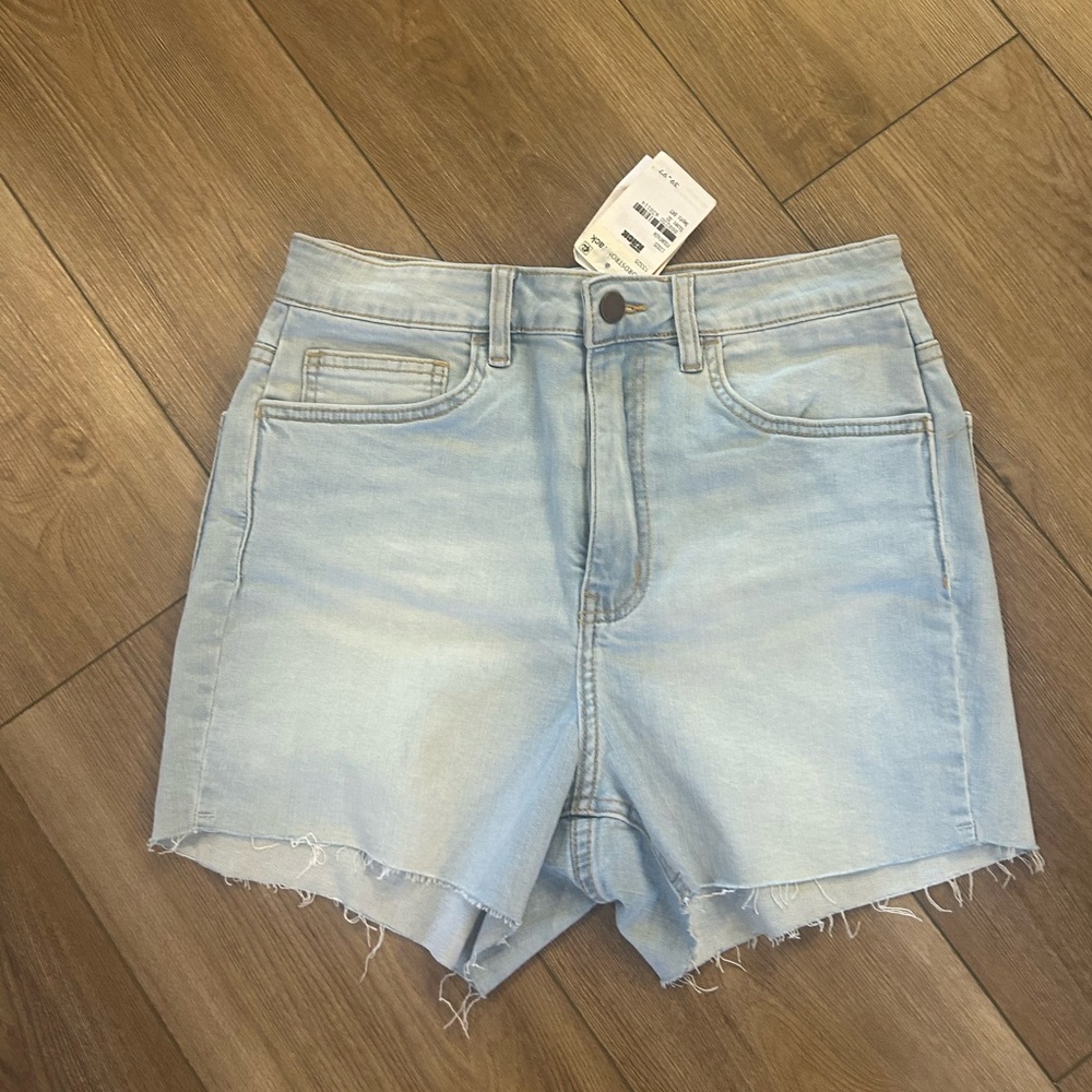 NWT O'Neill Light Wash Jean Shorts size 29